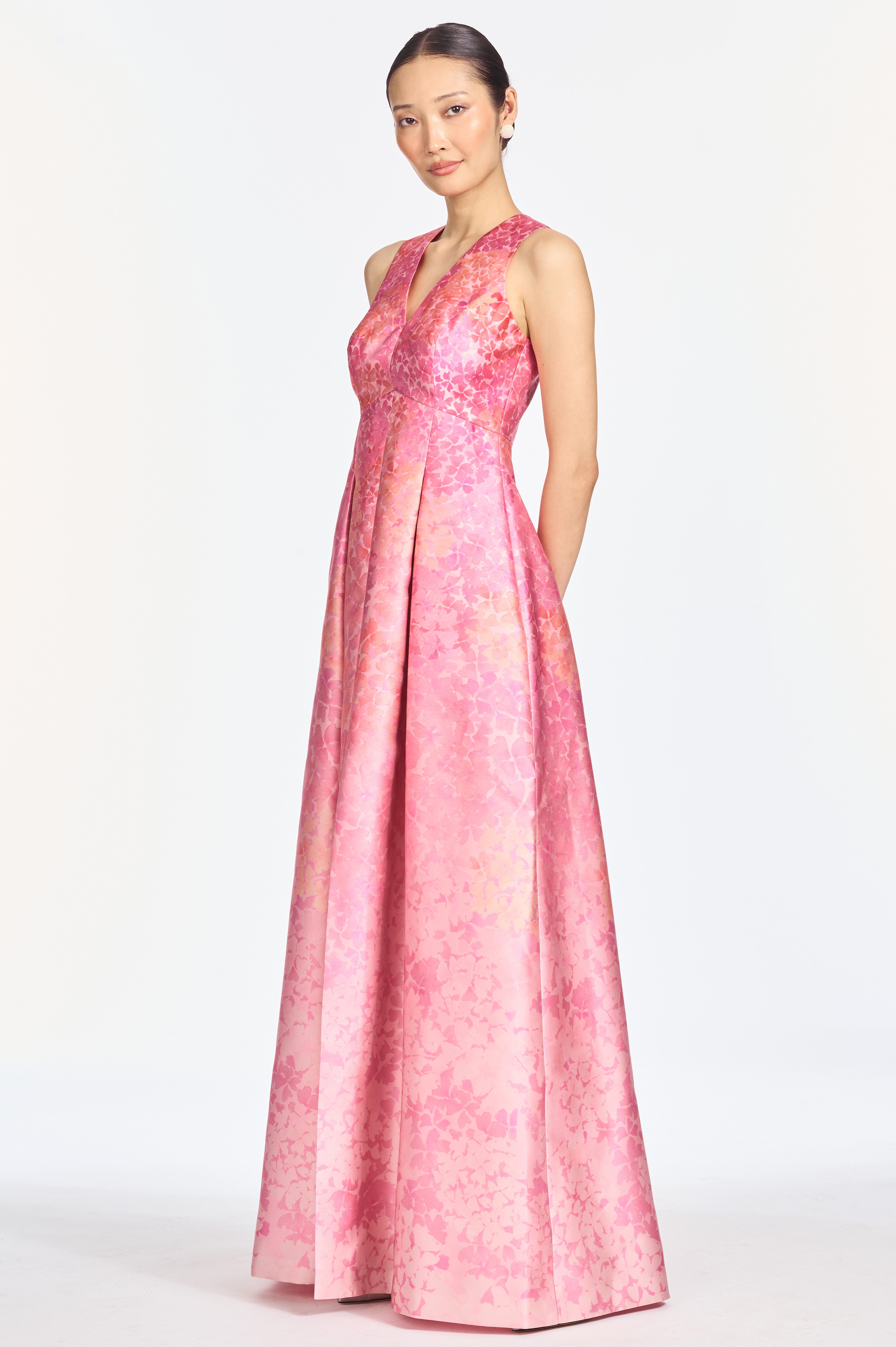 BROOKLYNNE GOWN - LIGHT SUNSET HYDRANGEA