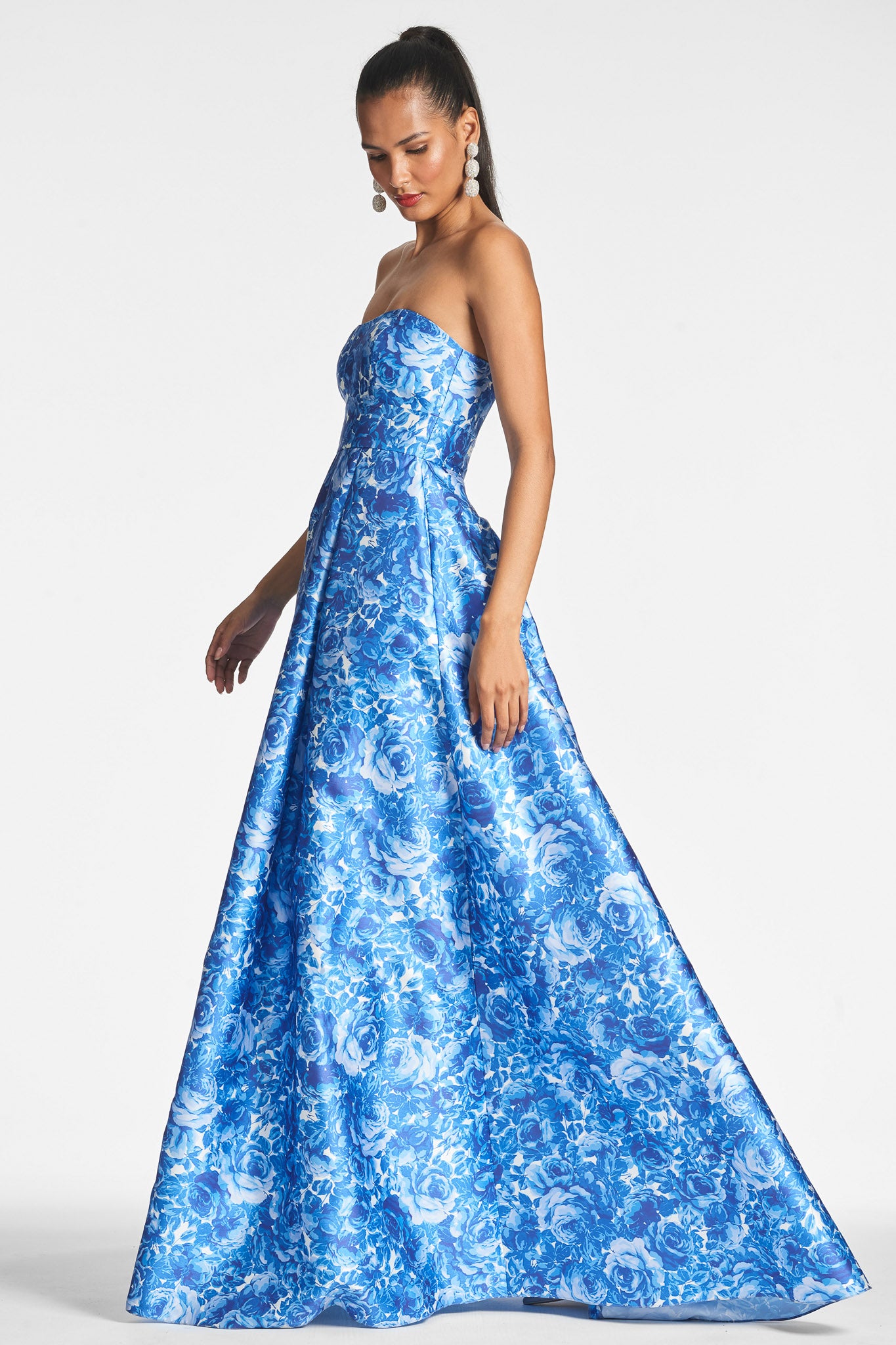 Sachin & Babi | Giovanna Gown
