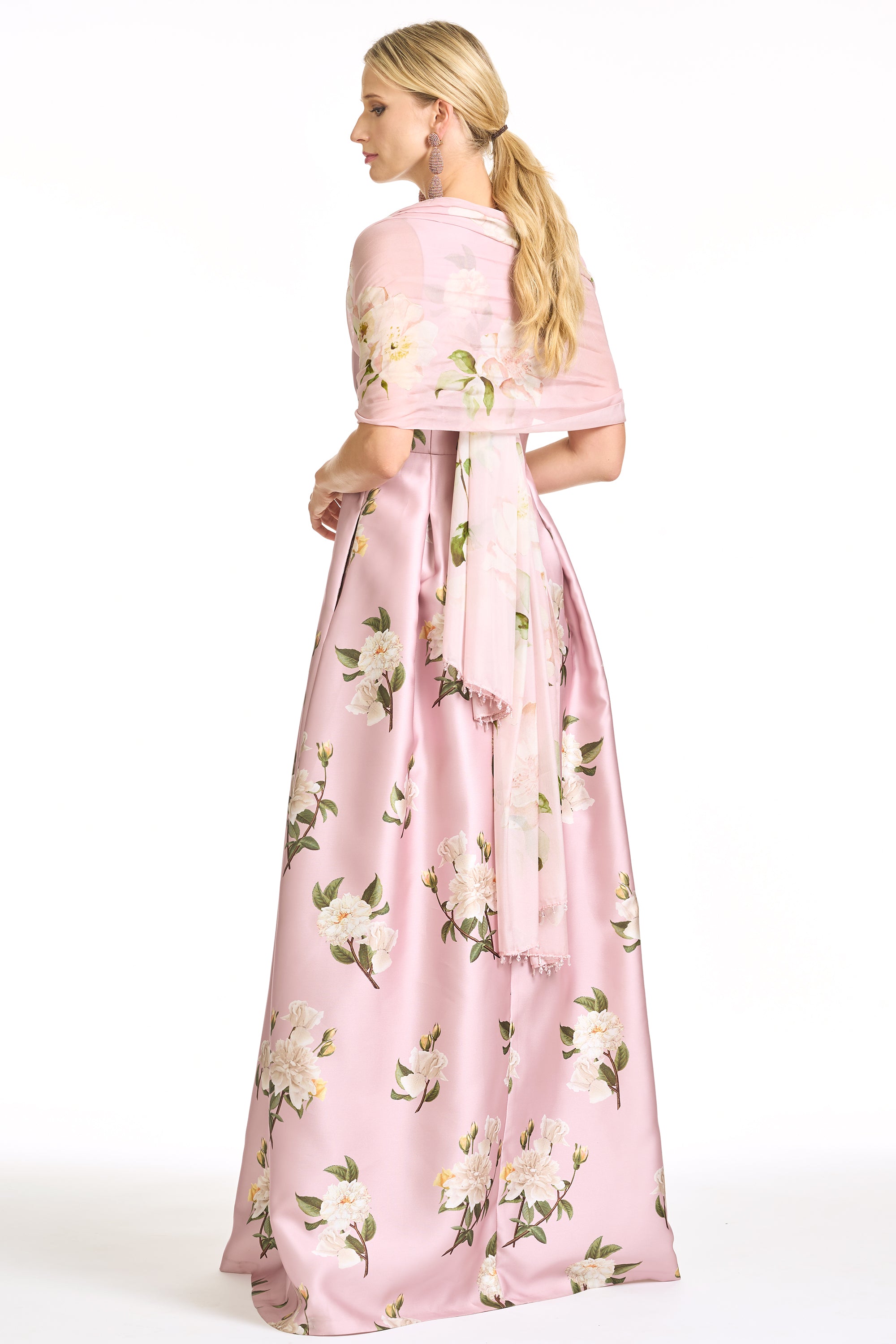 BROOKLYNNE GOWN - ROSE QUARTZ TEA ROSES