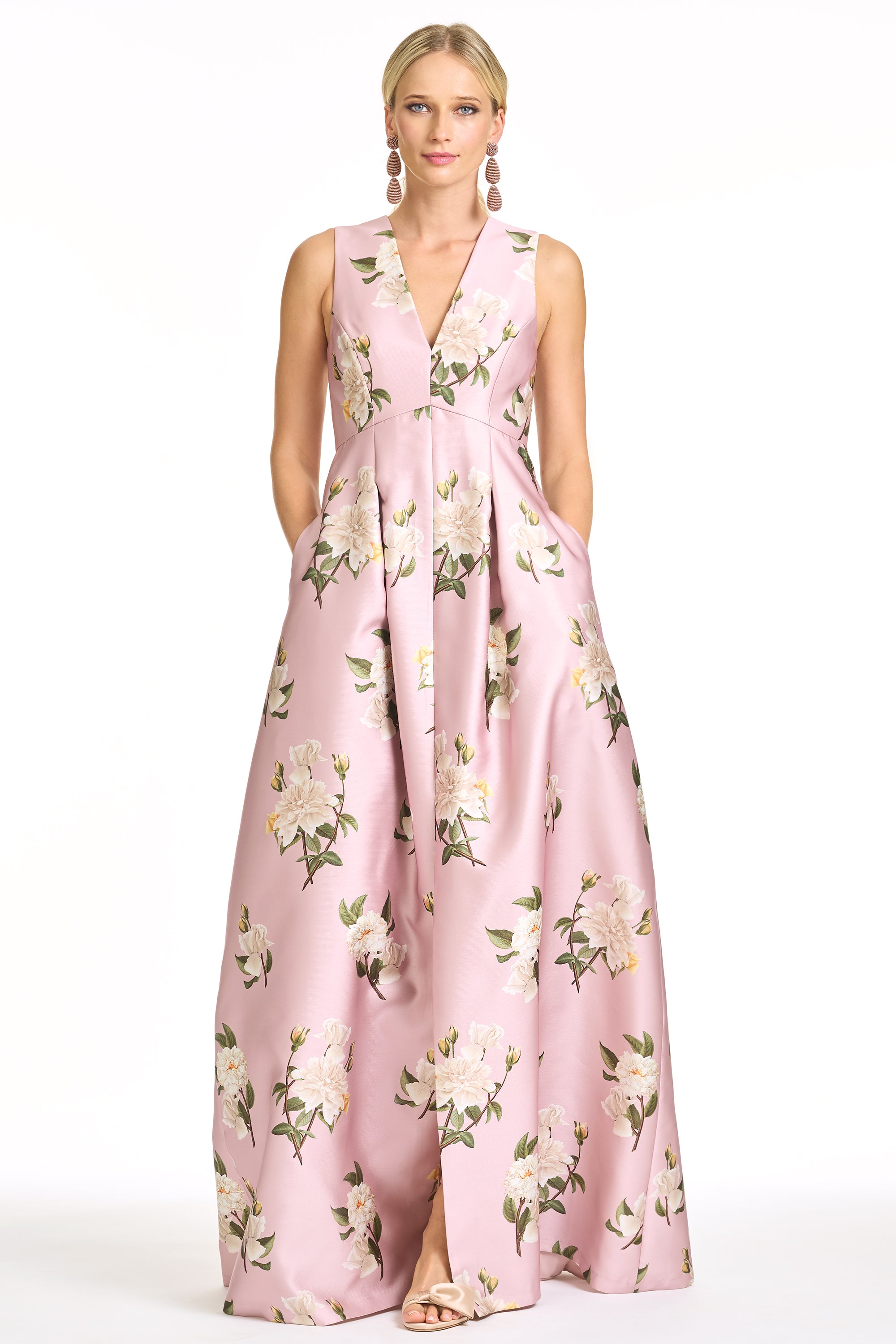 BROOKLYNNE GOWN - ROSE QUARTZ TEA ROSES