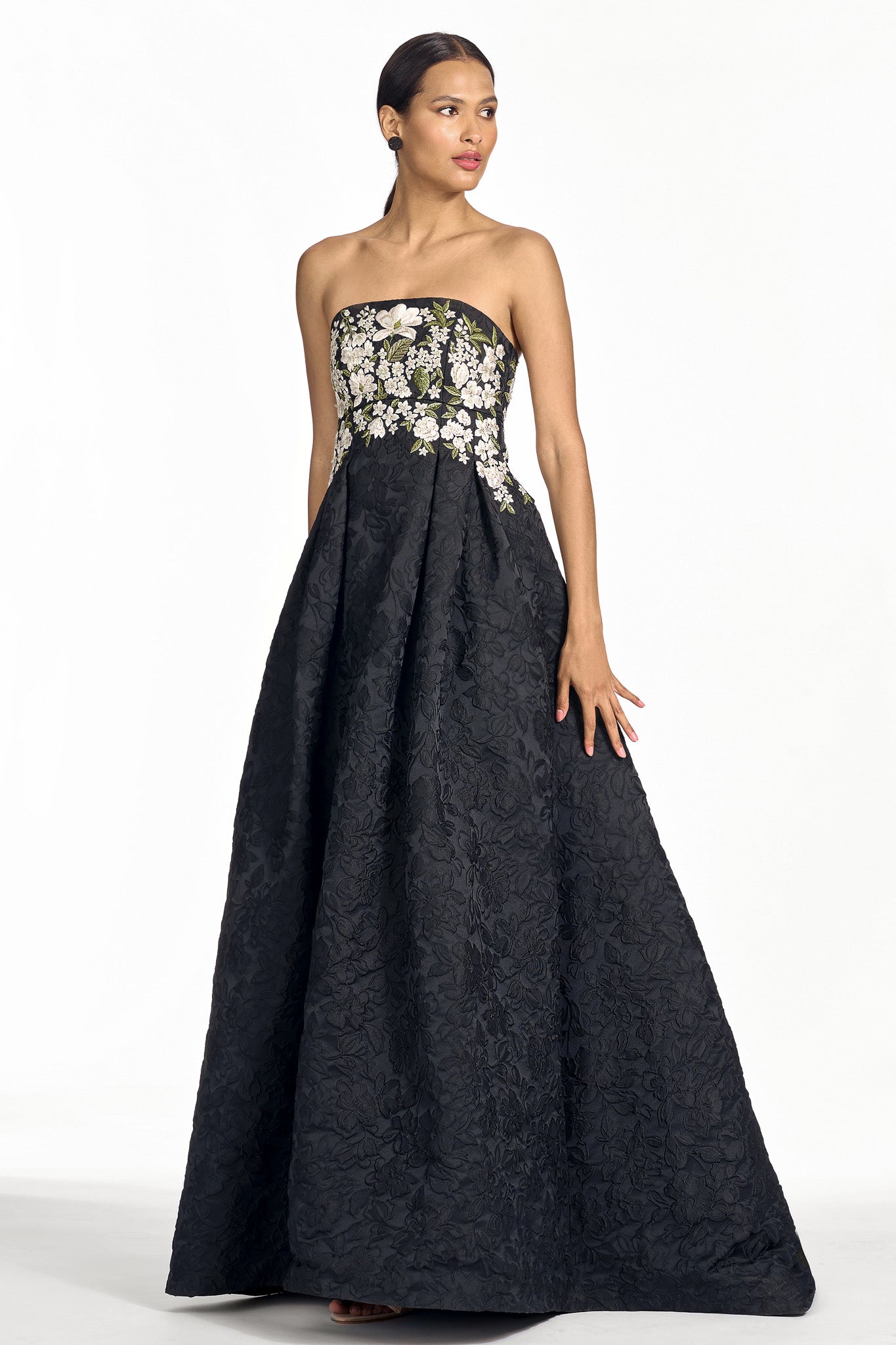 EMBROIDERED ASTRID GOWN - JET