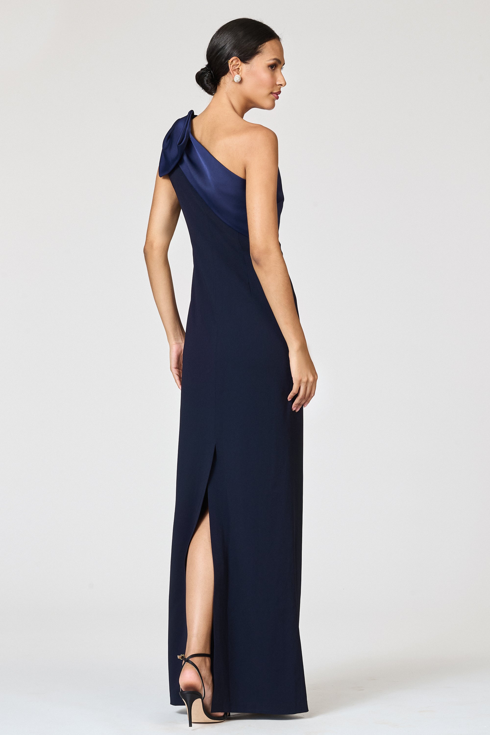 ESTRELLA GOWN - MIDNIGHT