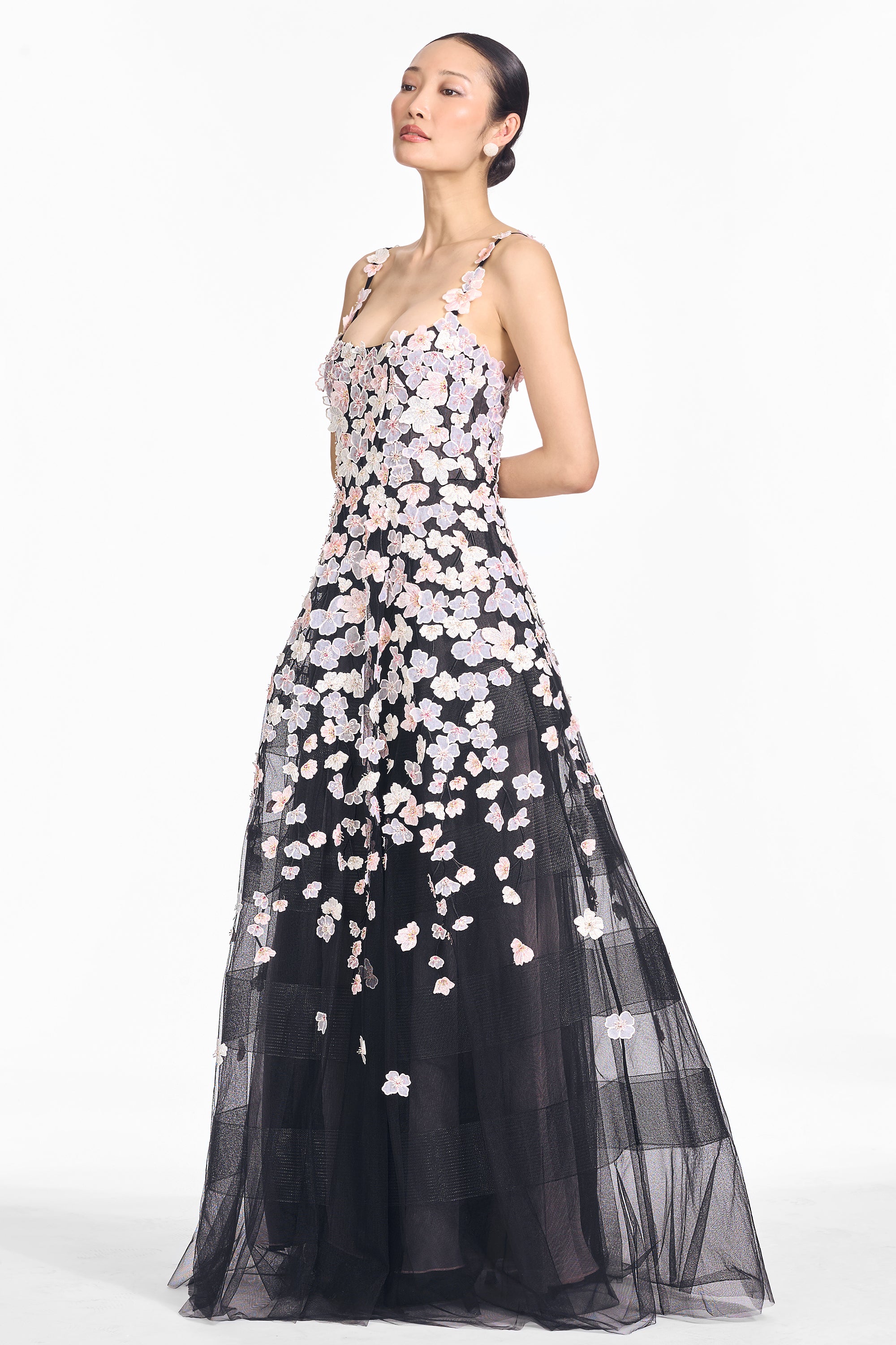Embroidered aphrodite gown alabaster & onyx
