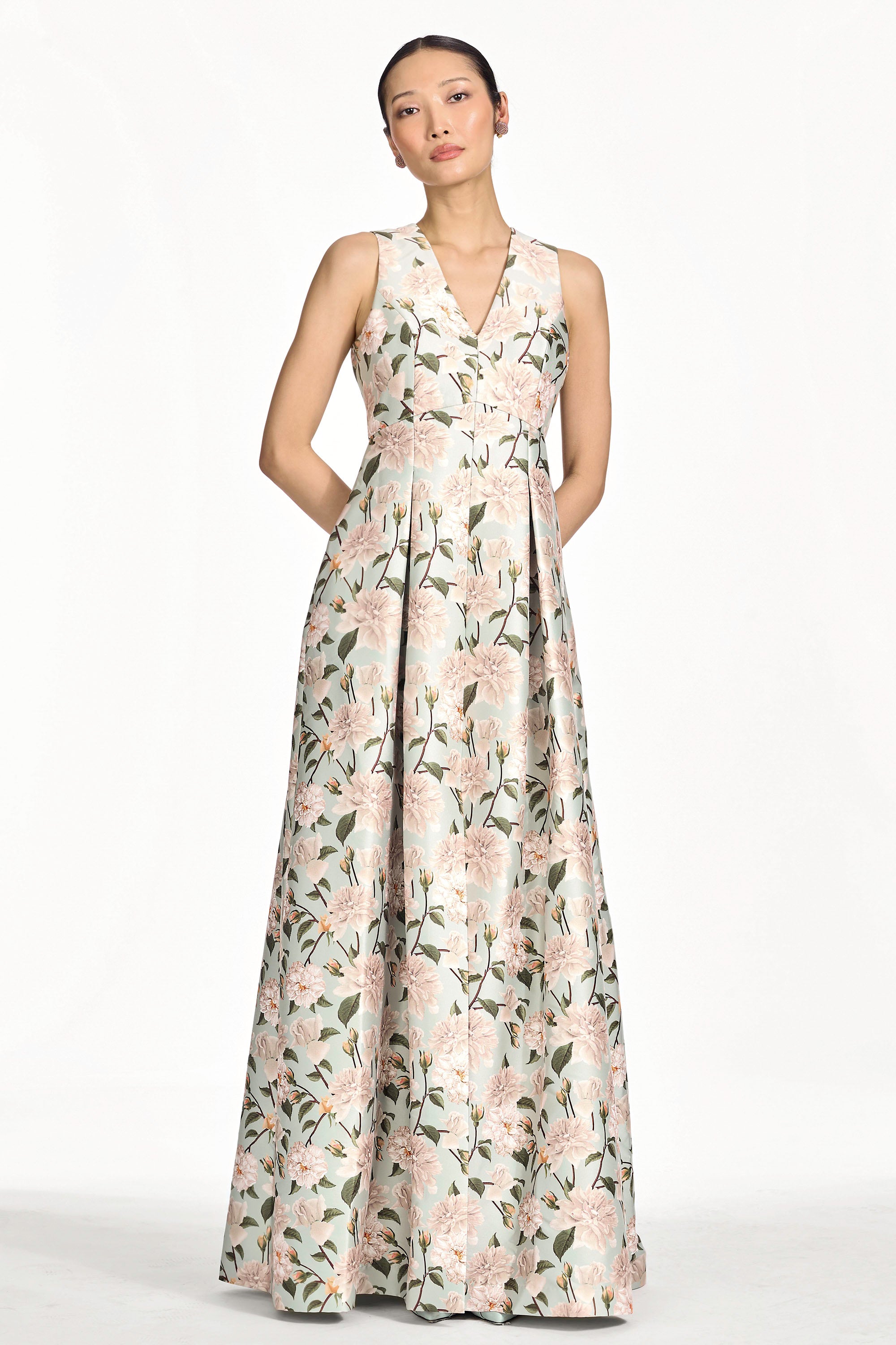 BROOKLYNNE GOWN - CELADON SWEETBRIAR
