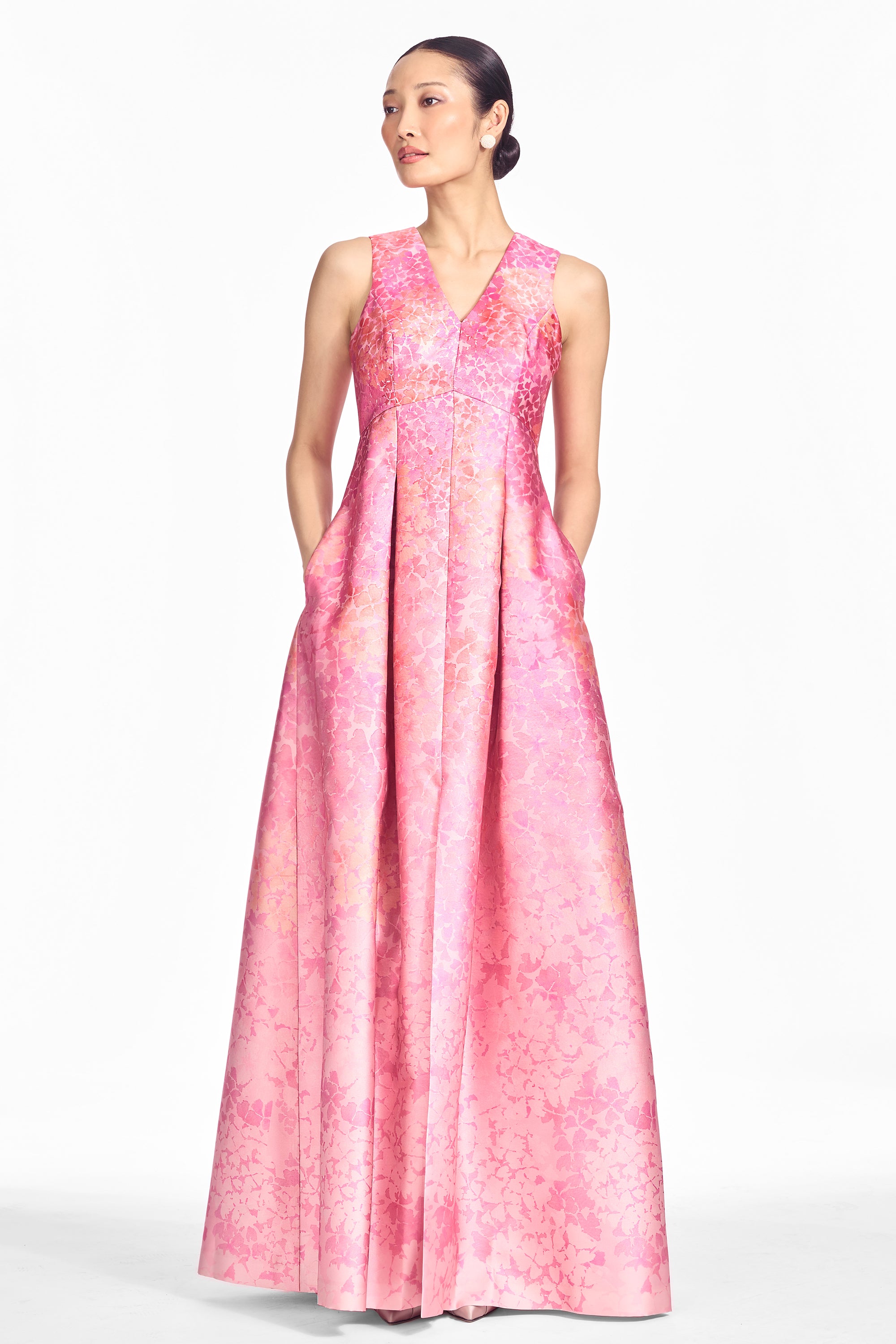 BROOKLYNNE GOWN - LIGHT SUNSET HYDRANGEA
