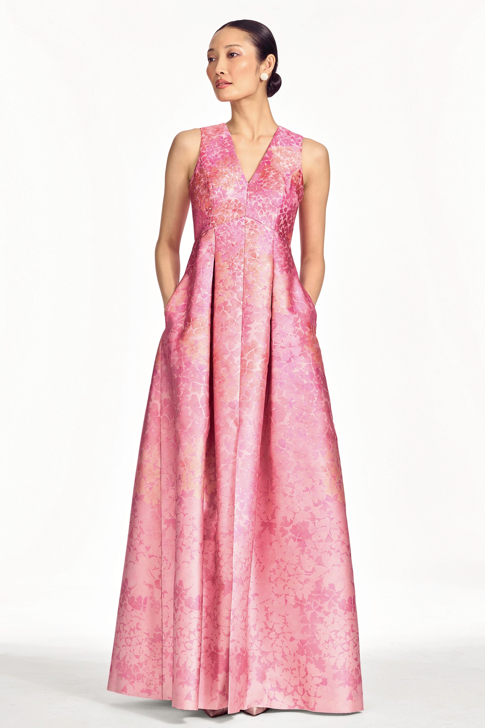 BROOKLYNNE GOWN - LIGHT SUNSET HYDRANGEA