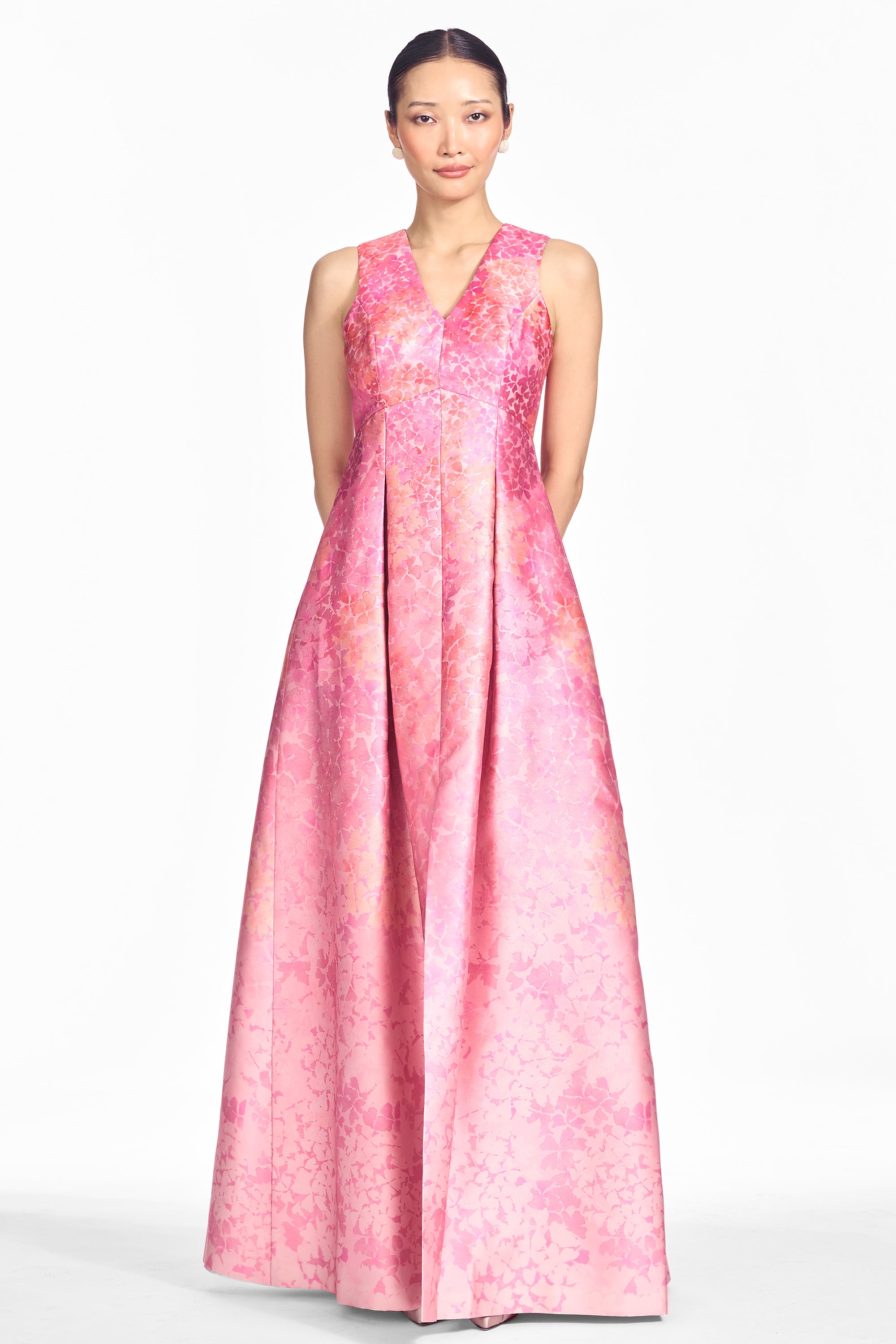 BROOKLYNNE GOWN - LIGHT SUNSET HYDRANGEA