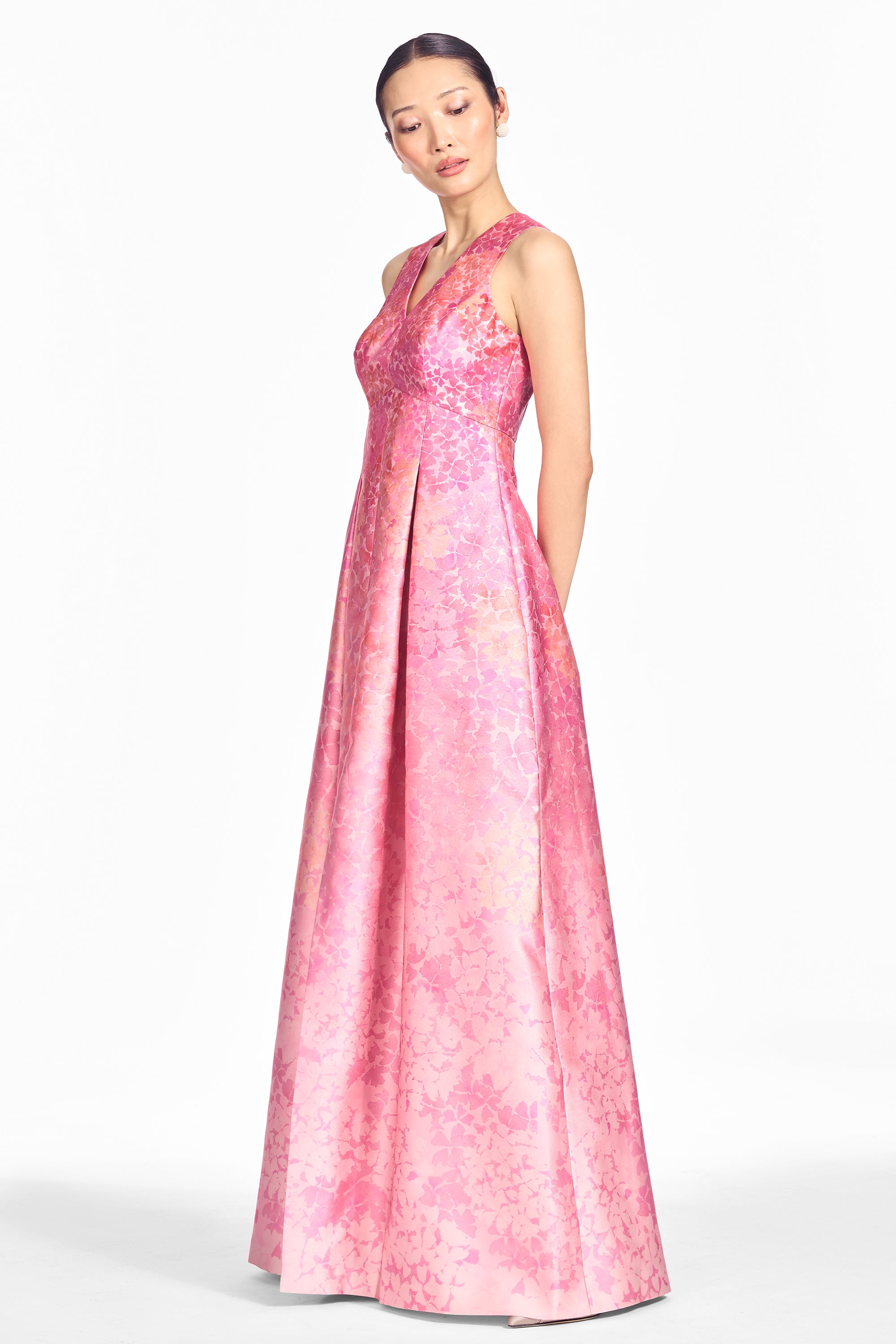 BROOKLYNNE GOWN - LIGHT SUNSET HYDRANGEA