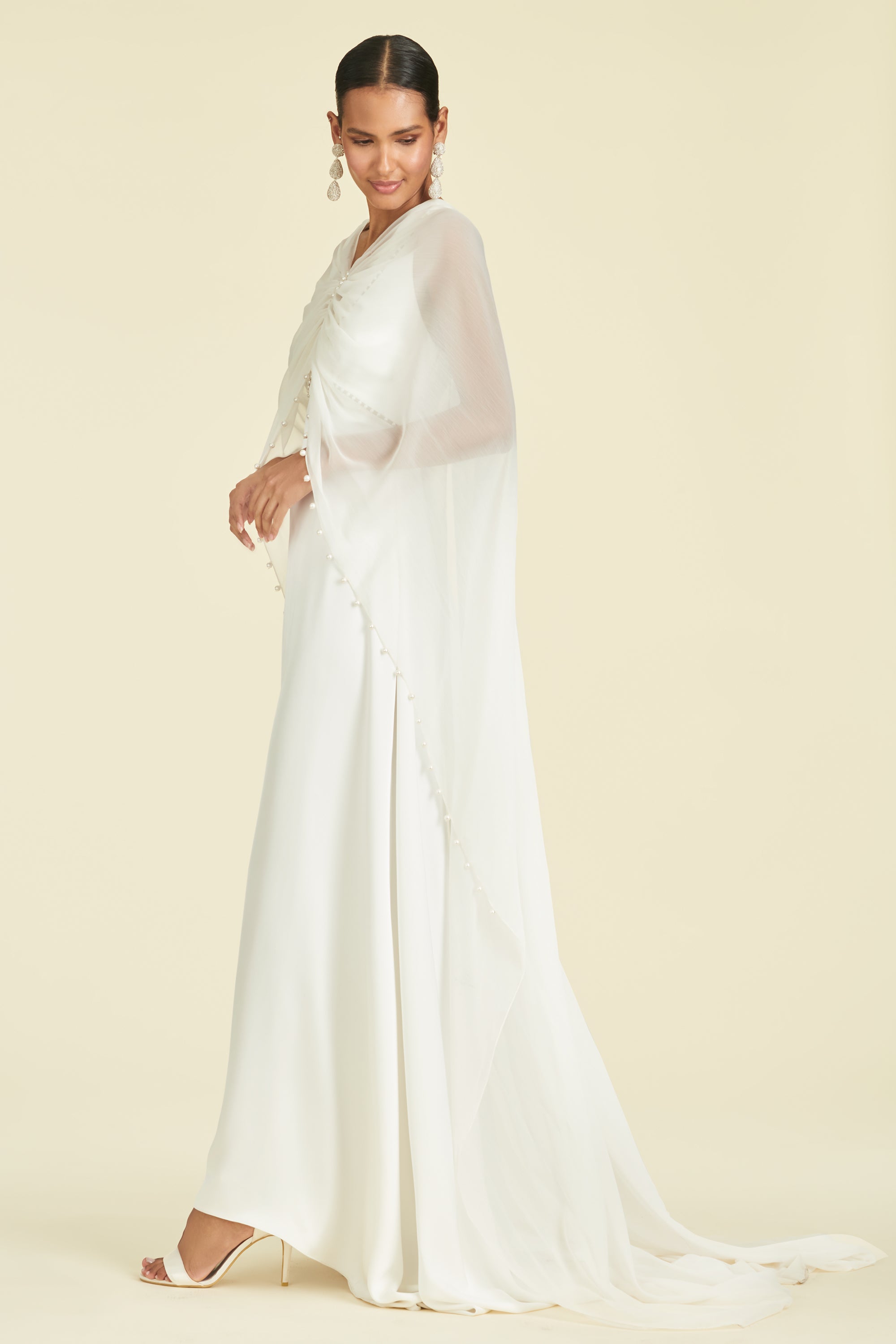 Arabella Cape - Off White