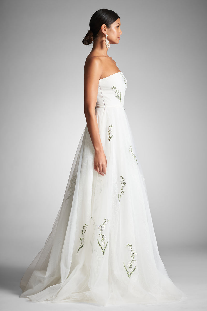 Anais Gown - White/Embroidered Floral