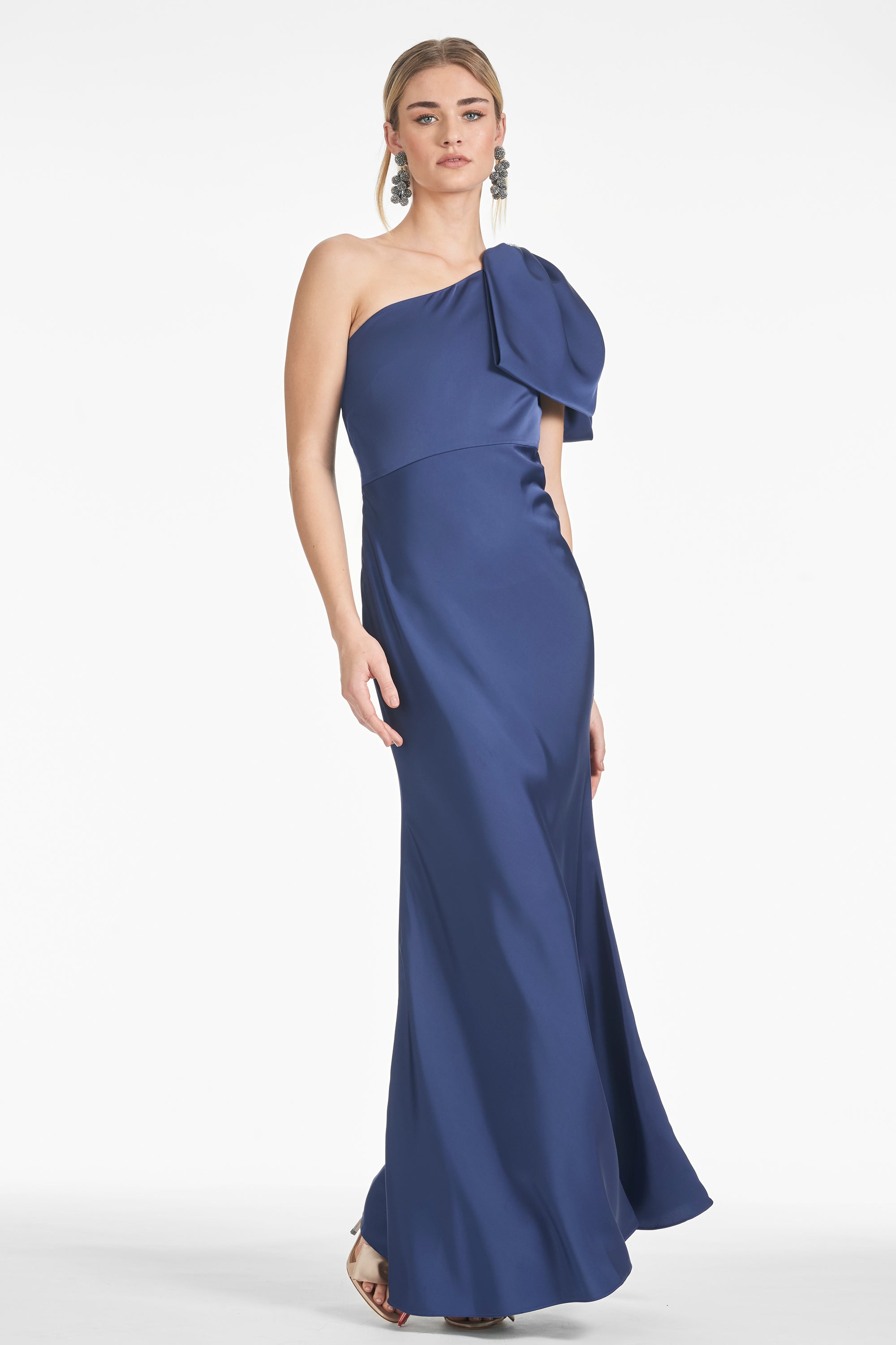 Fashionable Burgundy Blue Black Green Off the Shoulder Modest Prom Dre –  SposaBridal