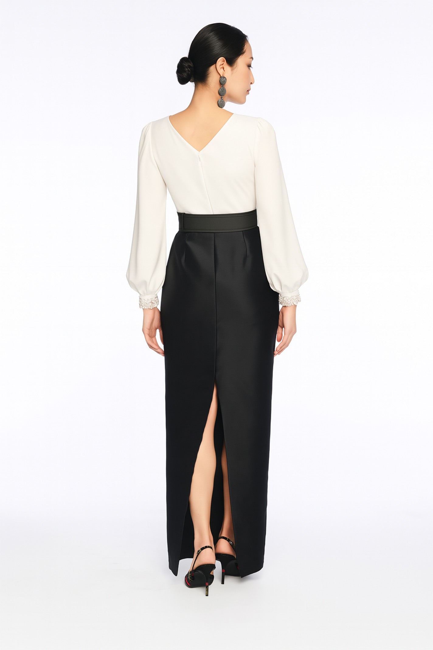 ASTOR GOWN - IVORY/BLACK