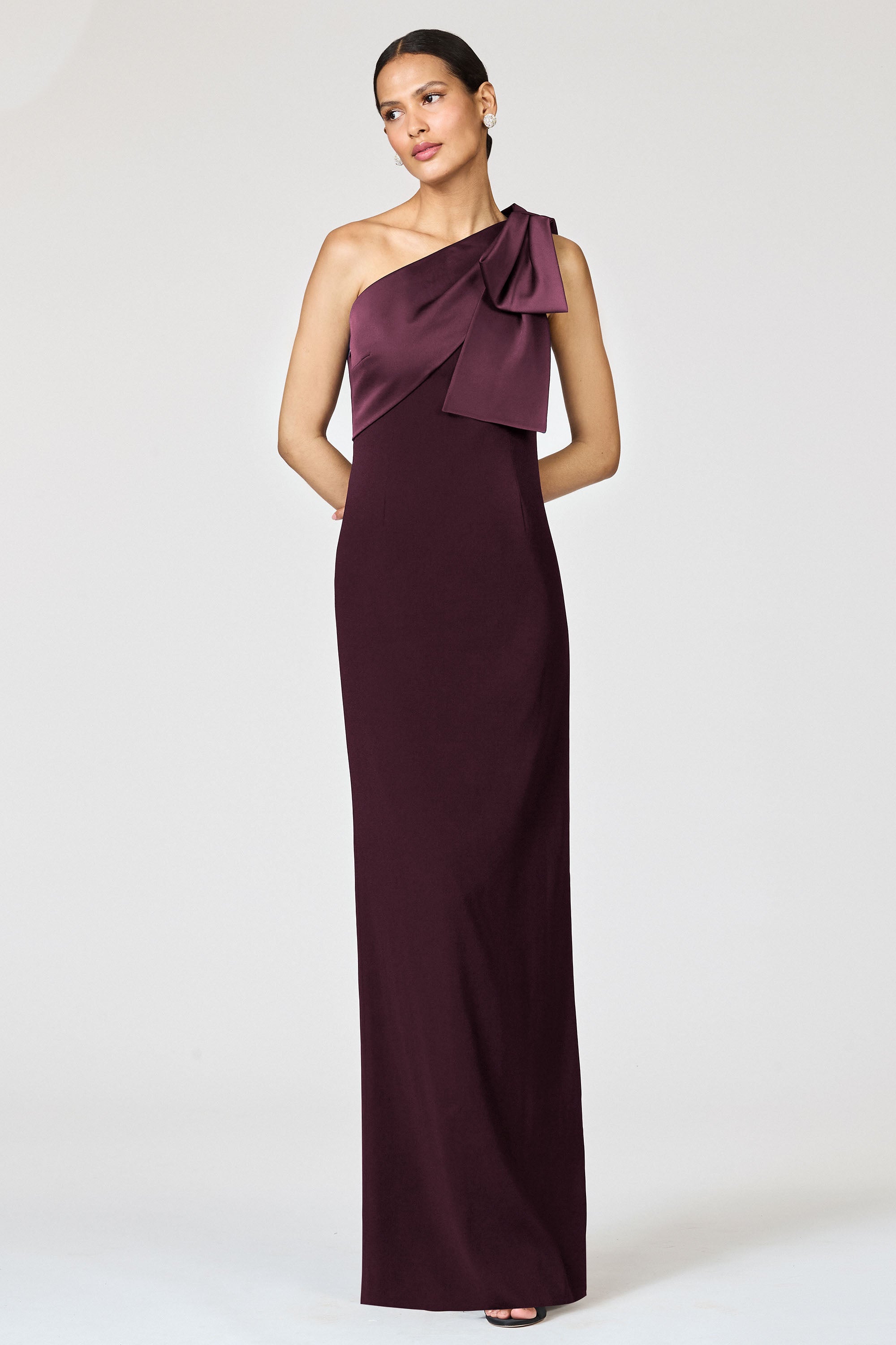 ESTRELLA BURGUNDY CREPE ONE SHOULDER COLUMN GOWN