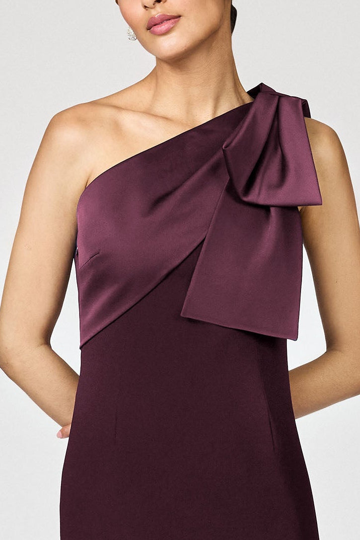 ESTRELLA BURGUNDY CREPE ONE SHOULDER COLUMN GOWN