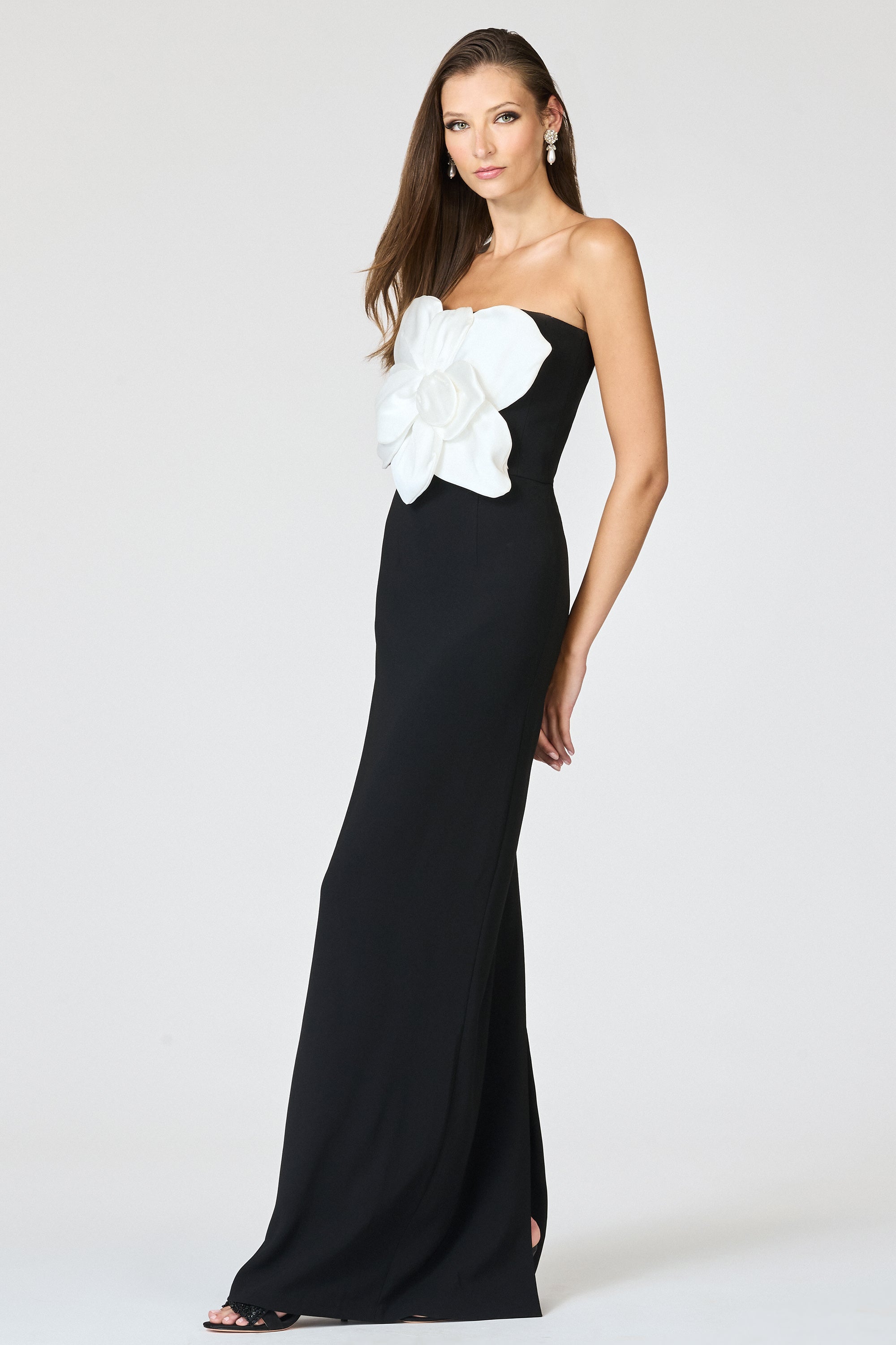 MARIST GOWN - IVORY BLACK