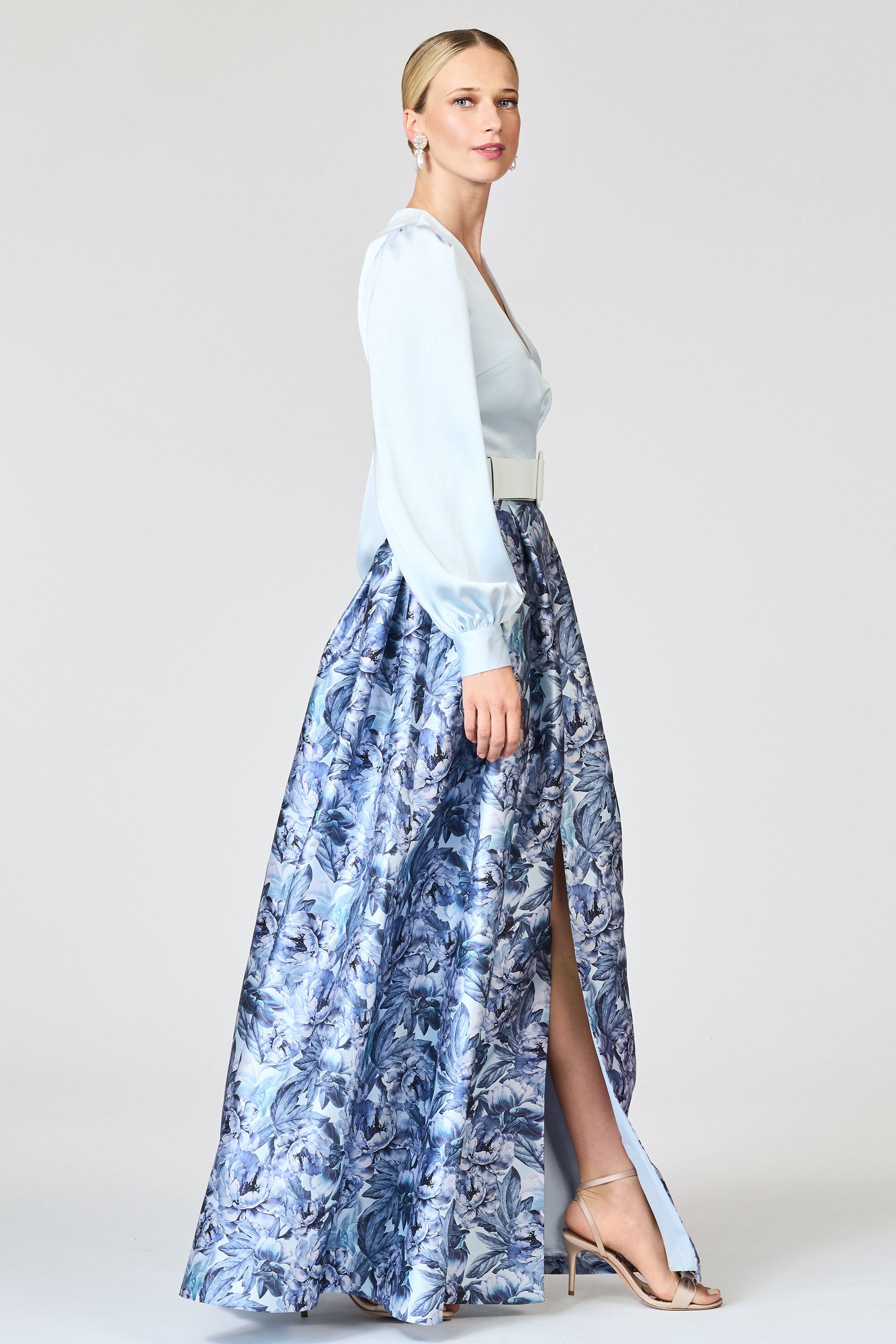ZOE GOWN - CELESTIAL BLUE/FROZEN FLORA