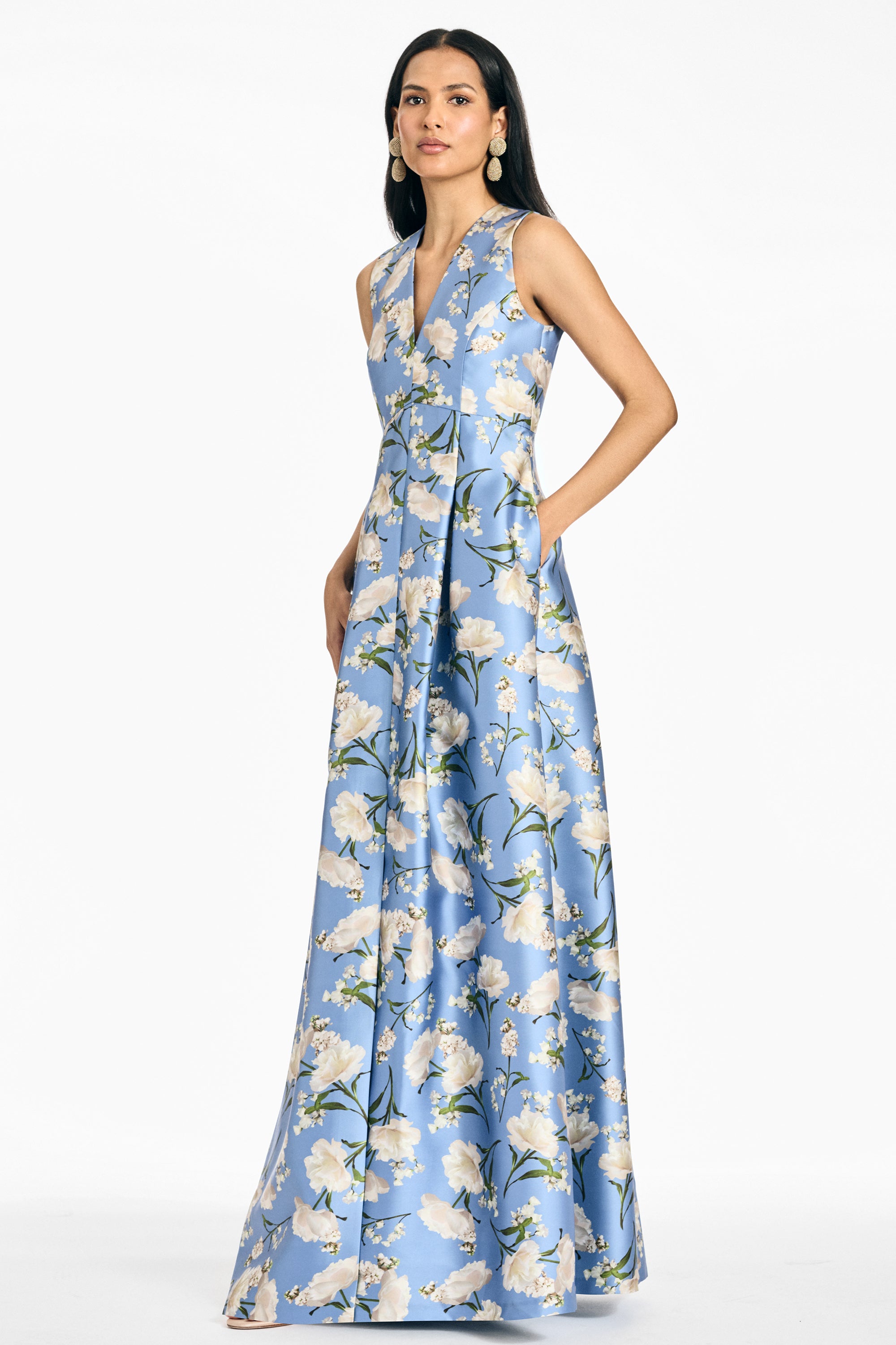 BROOKLYNNE GOWN - TWILIGHT GARDENS