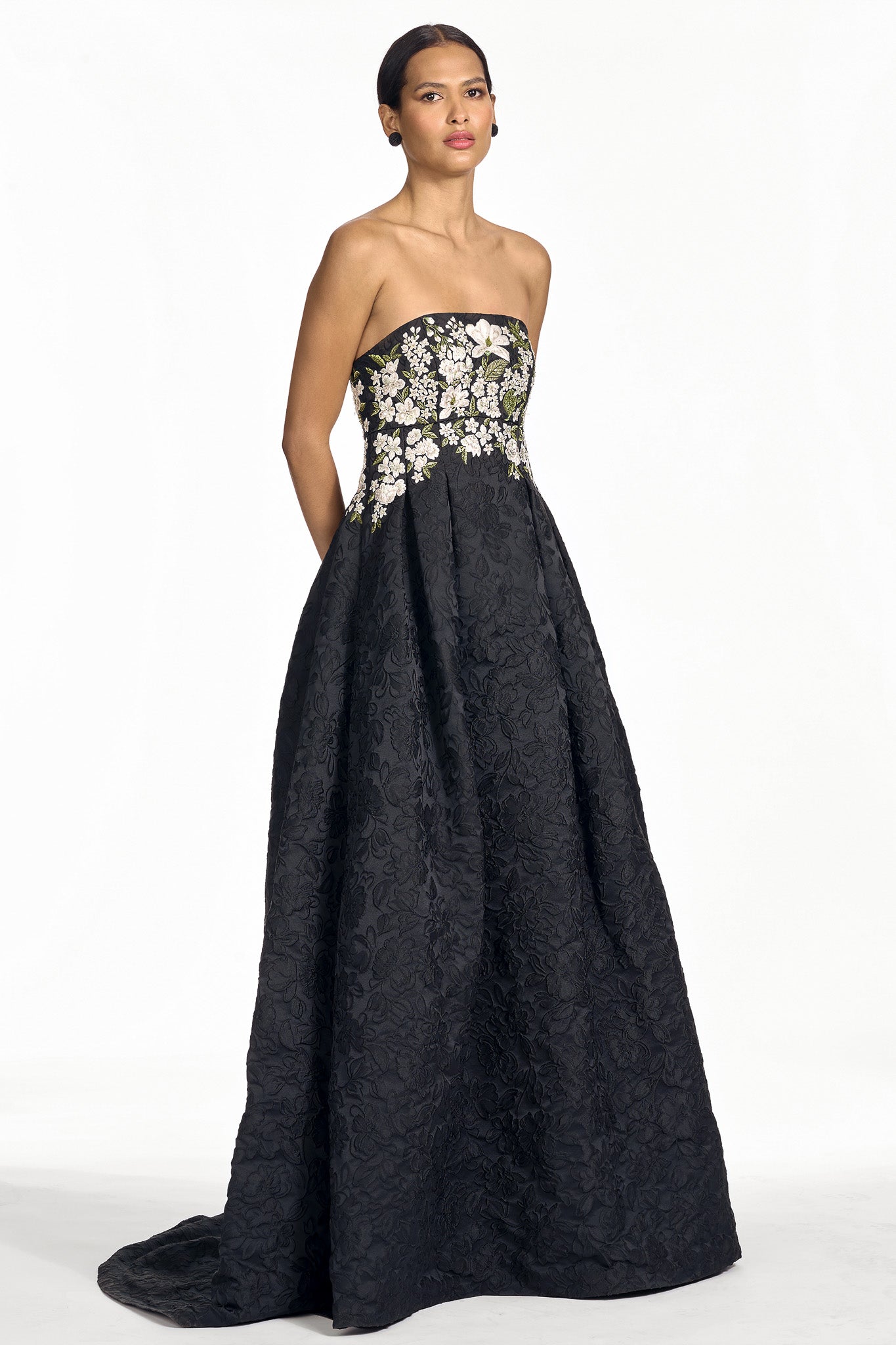 EMBROIDERED ASTRID GOWN - JET