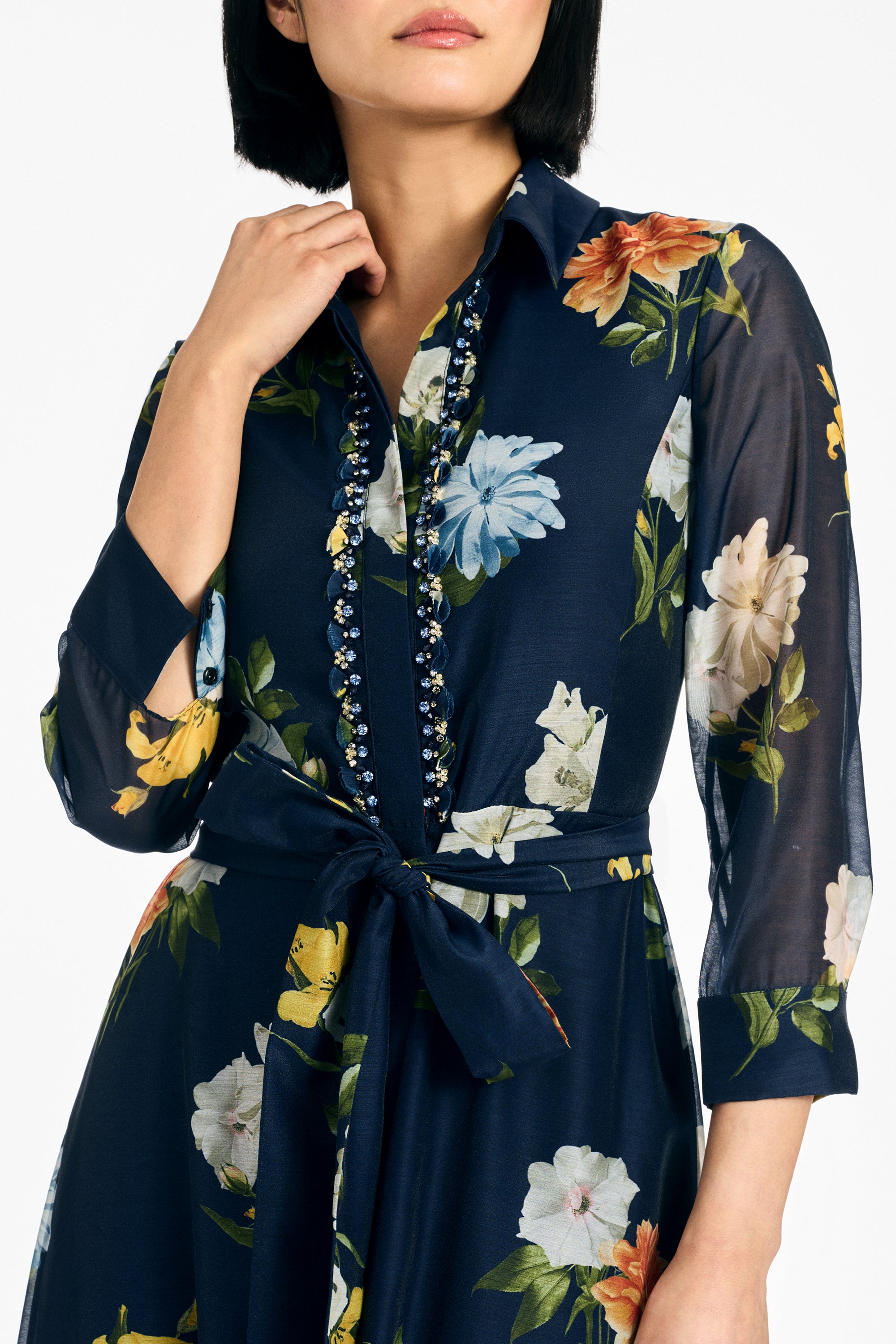 EMBELLISHED ADDISON GOWN - NAVY WILDLFOWERS