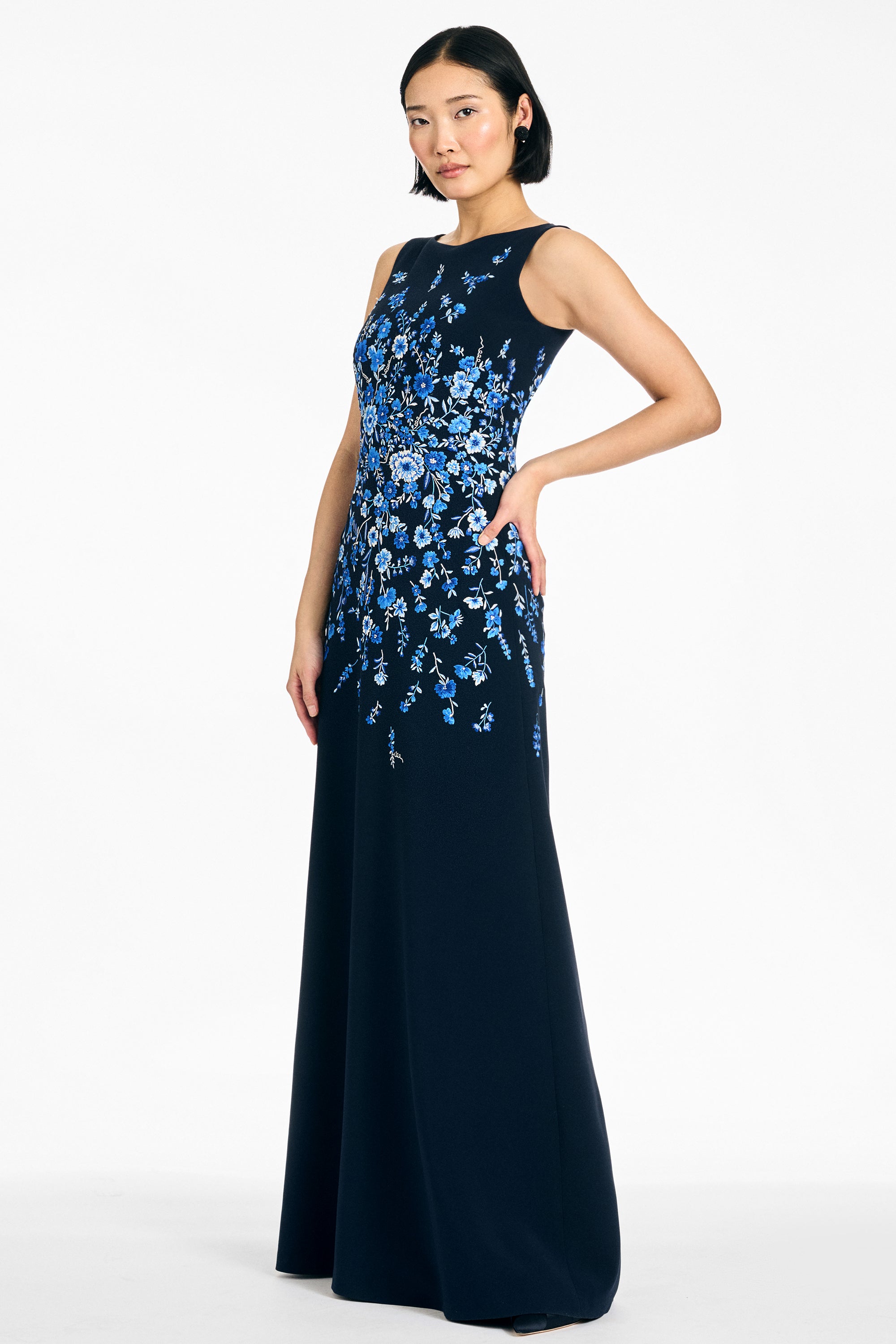 EMBROIDERED RAZIA GOWN - DARK MIDNIGHT