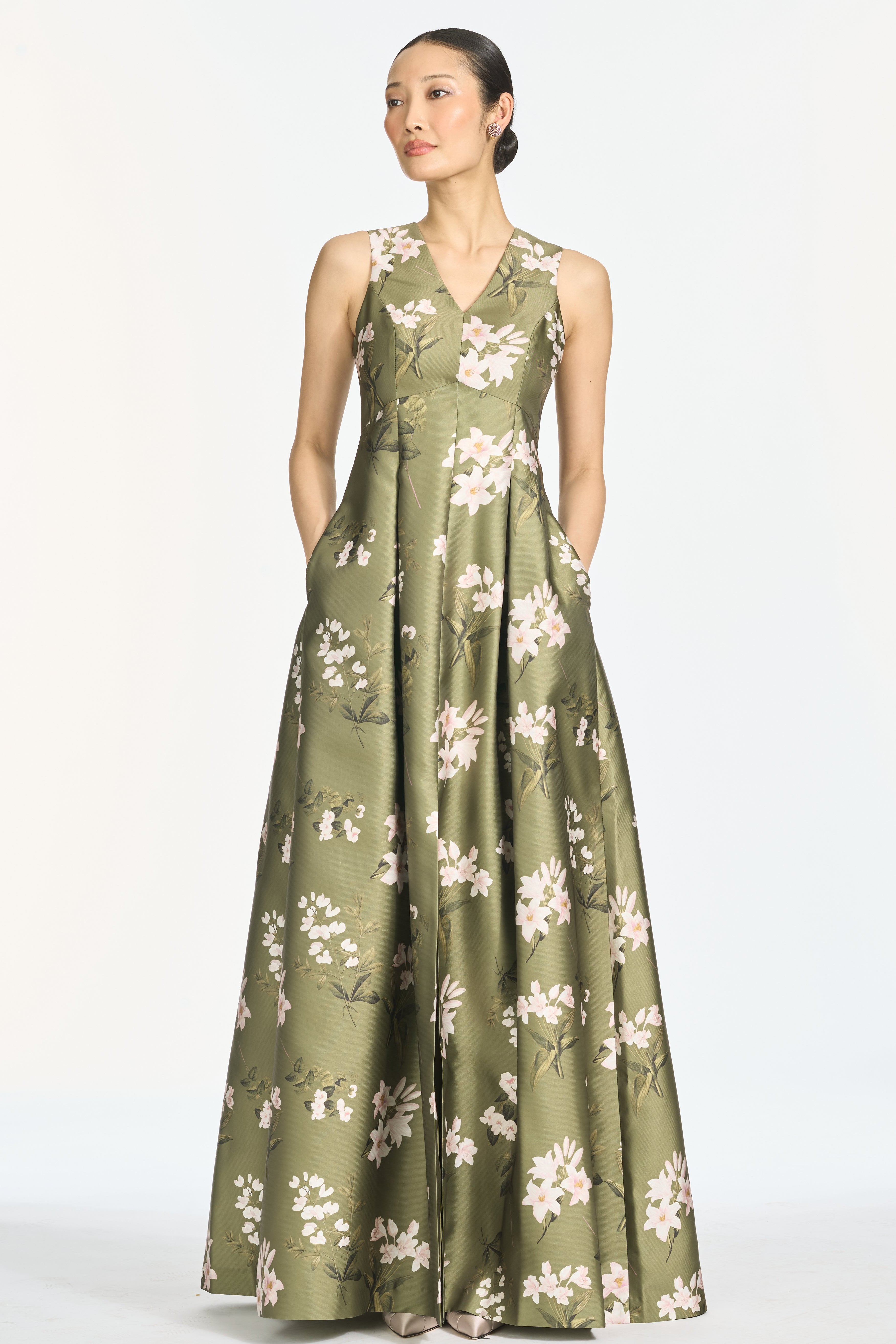 BROOKLYNNE GOWN - MOSS FORMOSA