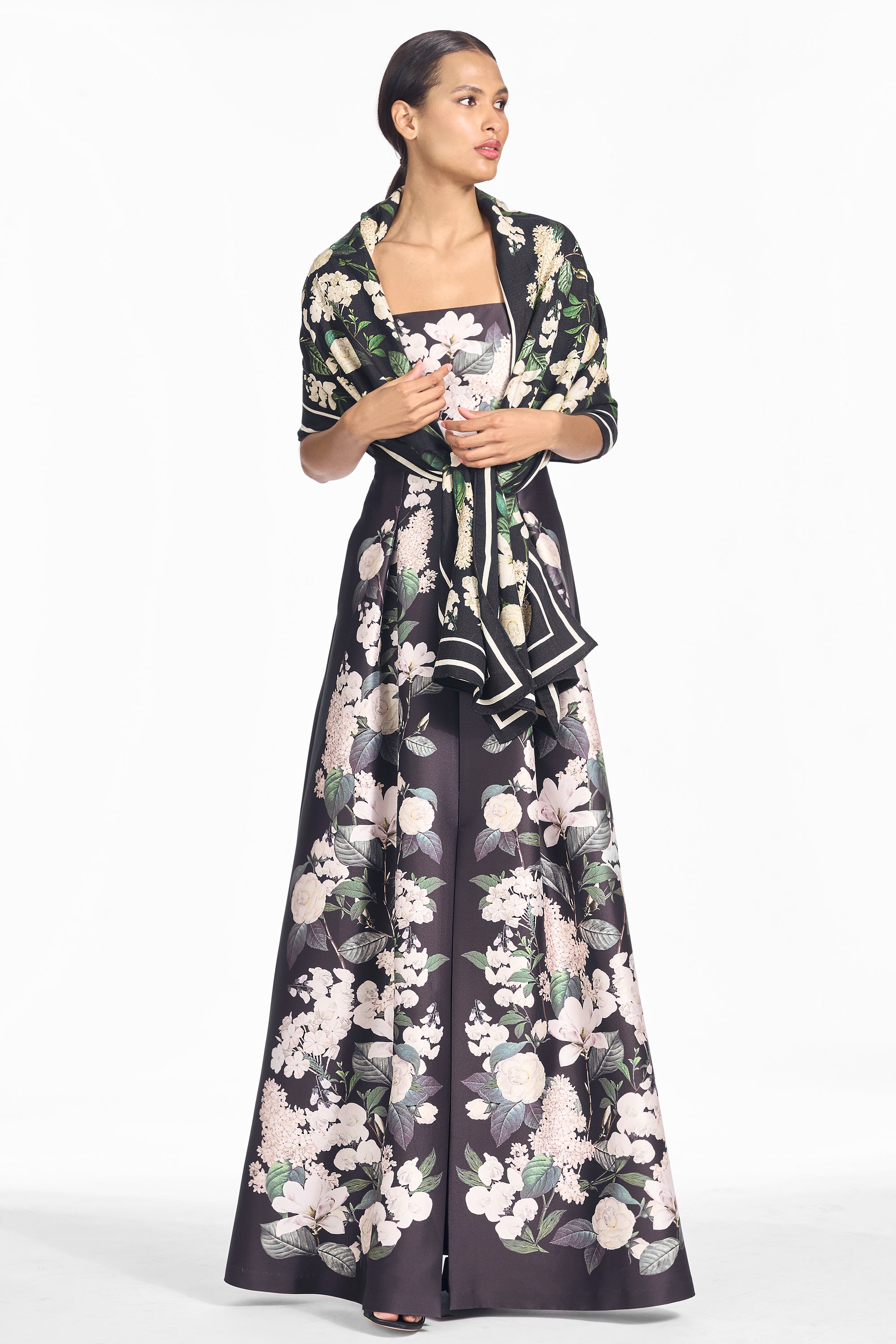 MILLY SCARF - INK & IVORY BLOOMS