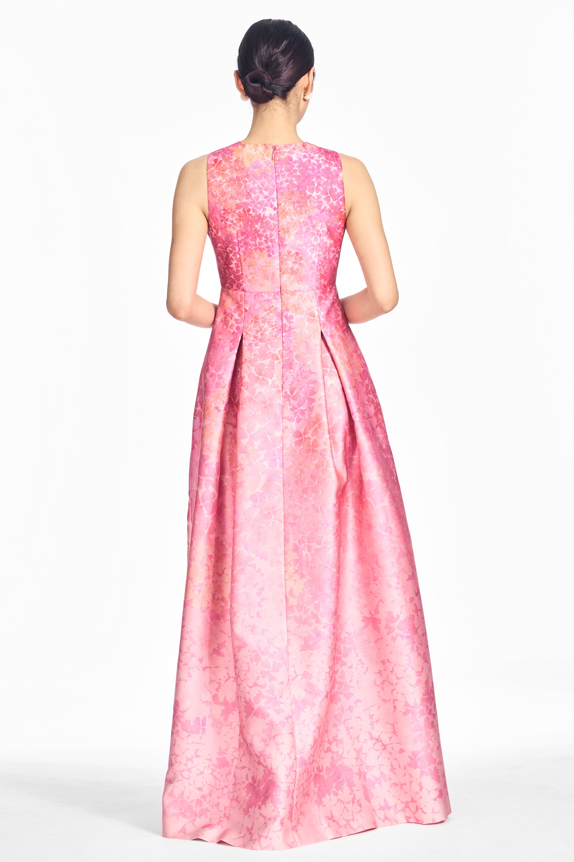 BROOKLYNNE GOWN - LIGHT SUNSET HYDRANGEA