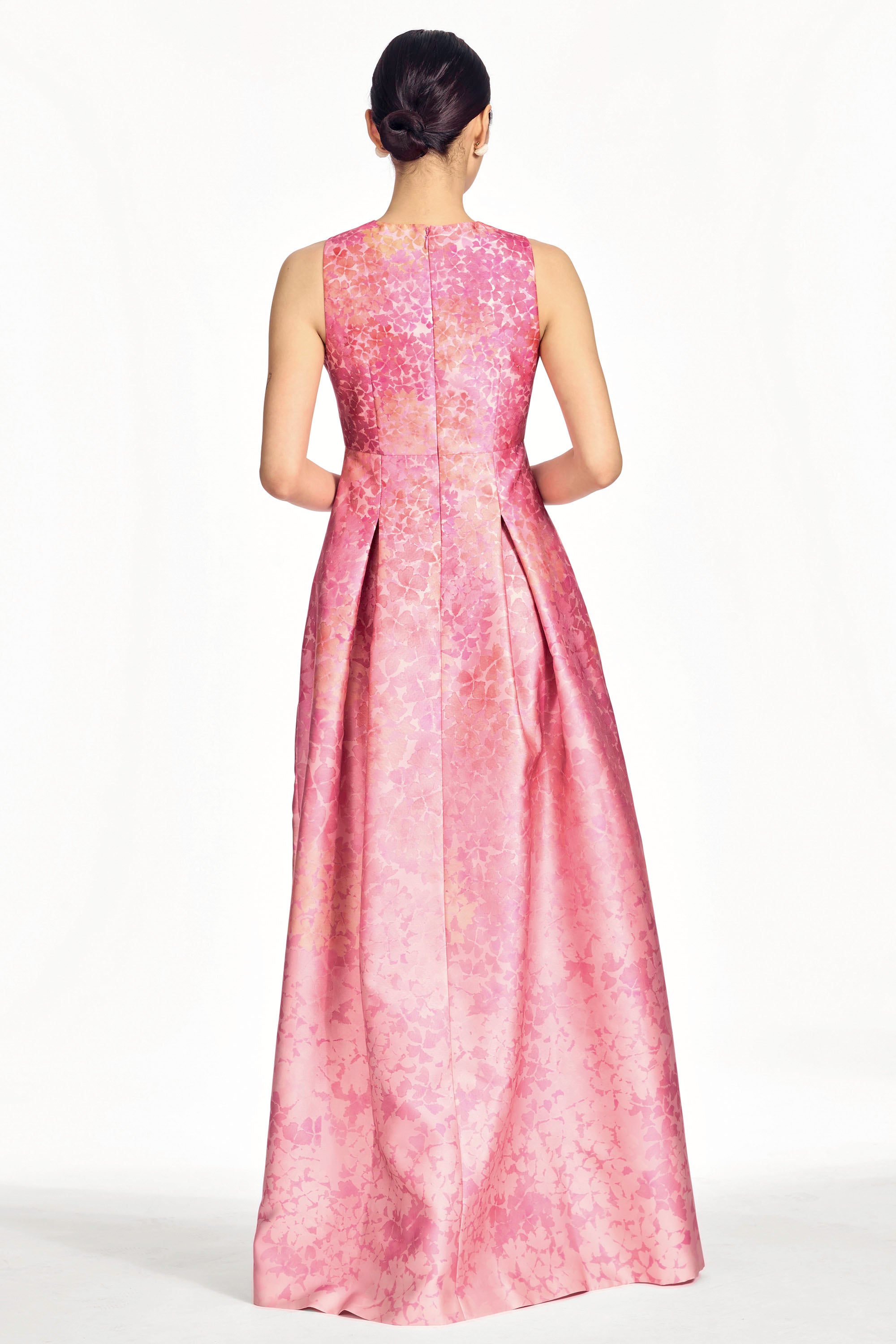 BROOKLYNNE GOWN - LIGHT SUNSET HYDRANGEA