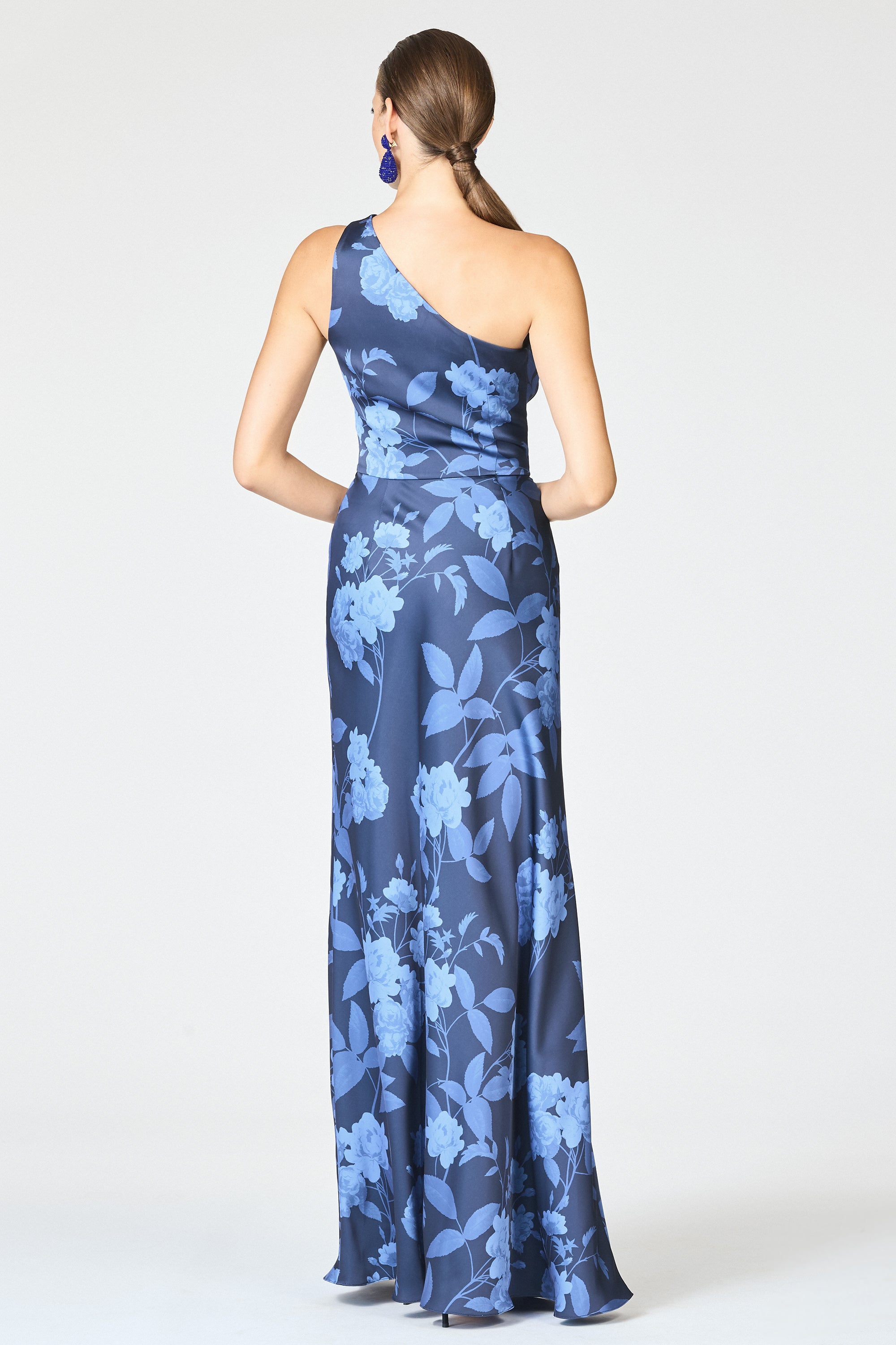 DELPHINE GOWN - GALAXY ROSES