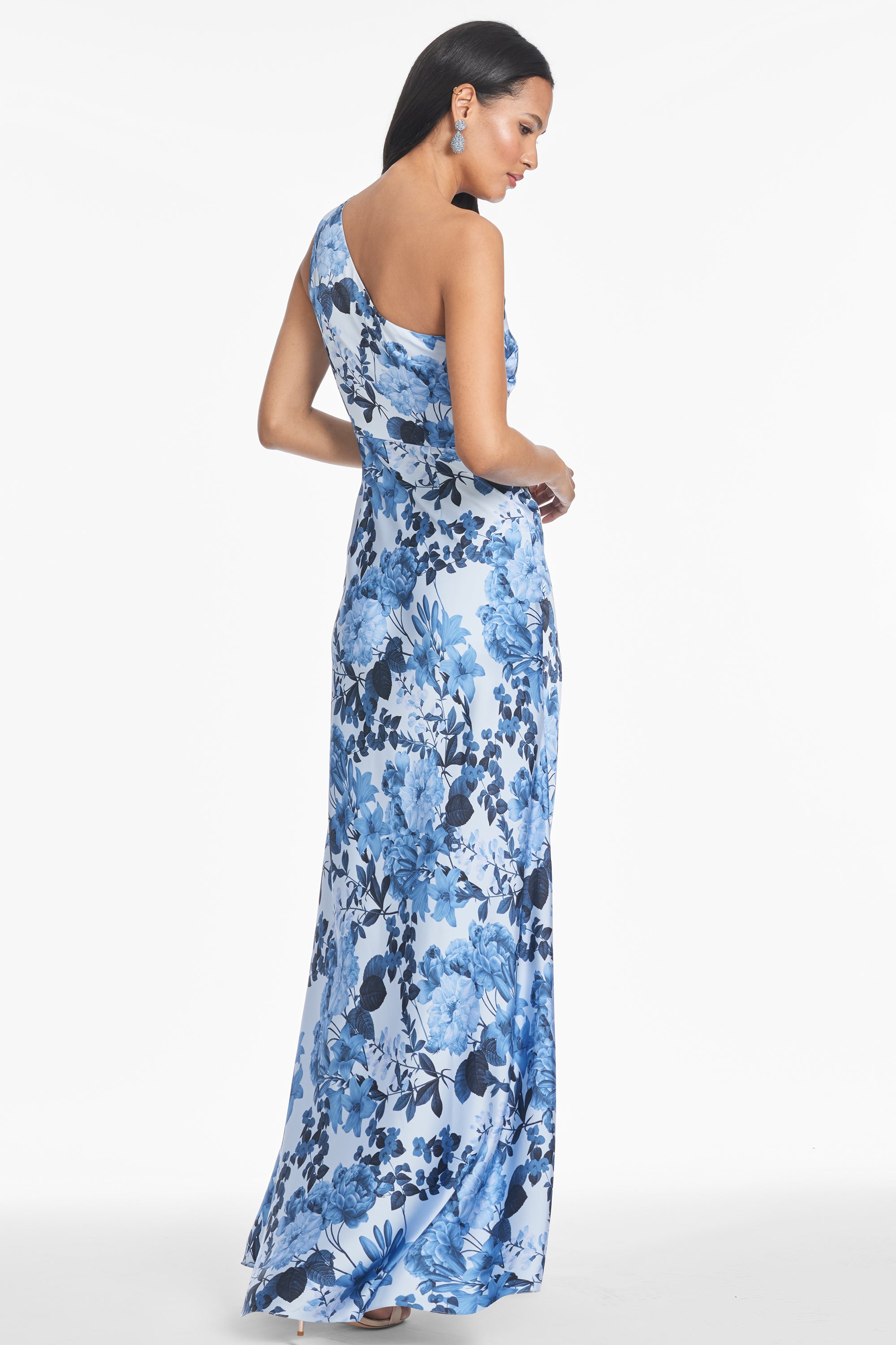 DELPHINE GOWN - CEYLON FLORIBUNDA